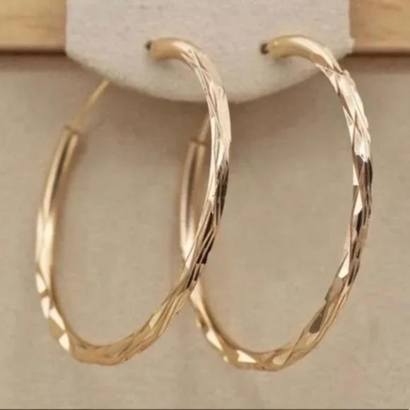 NEW 18K Gold Hoop Earrings, beautiful Earrings, cute Earrings - Picture 2 of 8